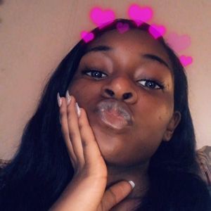 Meet your Posher, Aija